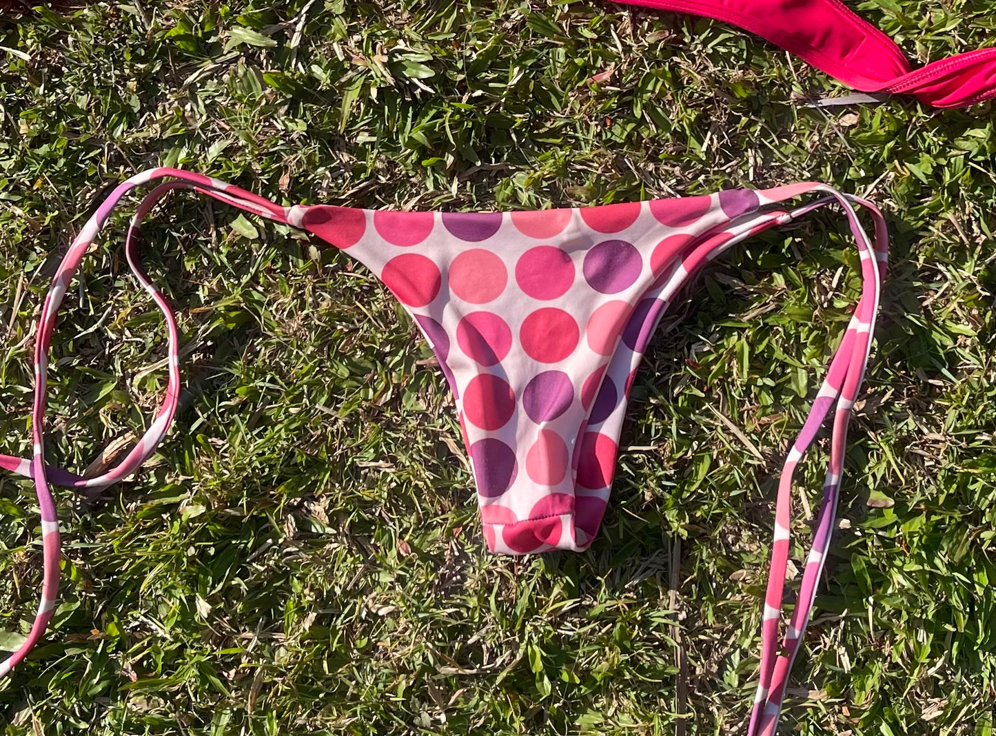 Aussie low bottoms