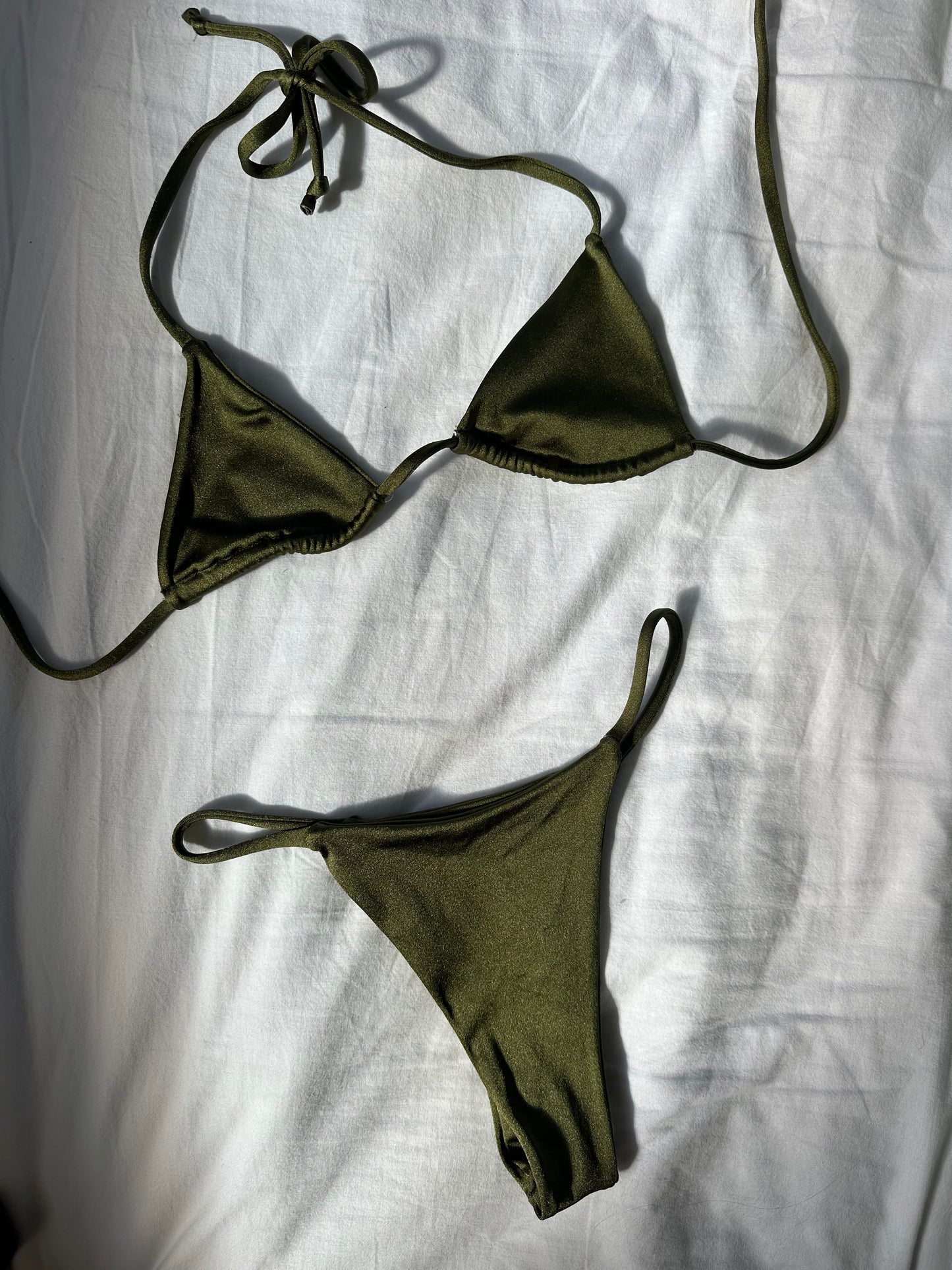 Olive triangle top